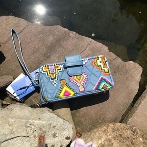 RFID Smartphone Wristlet/Wallet